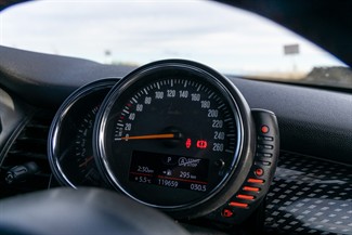 2016 Mini Hatch - Thumbnail