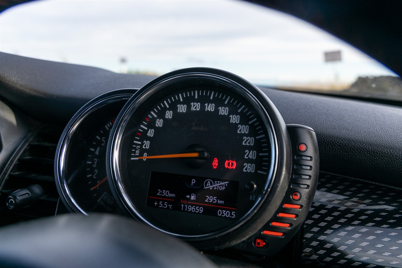 2016 Mini Hatch