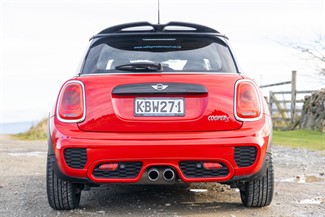 2016 Mini Hatch - Thumbnail