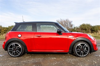 2016 Mini Hatch - Thumbnail