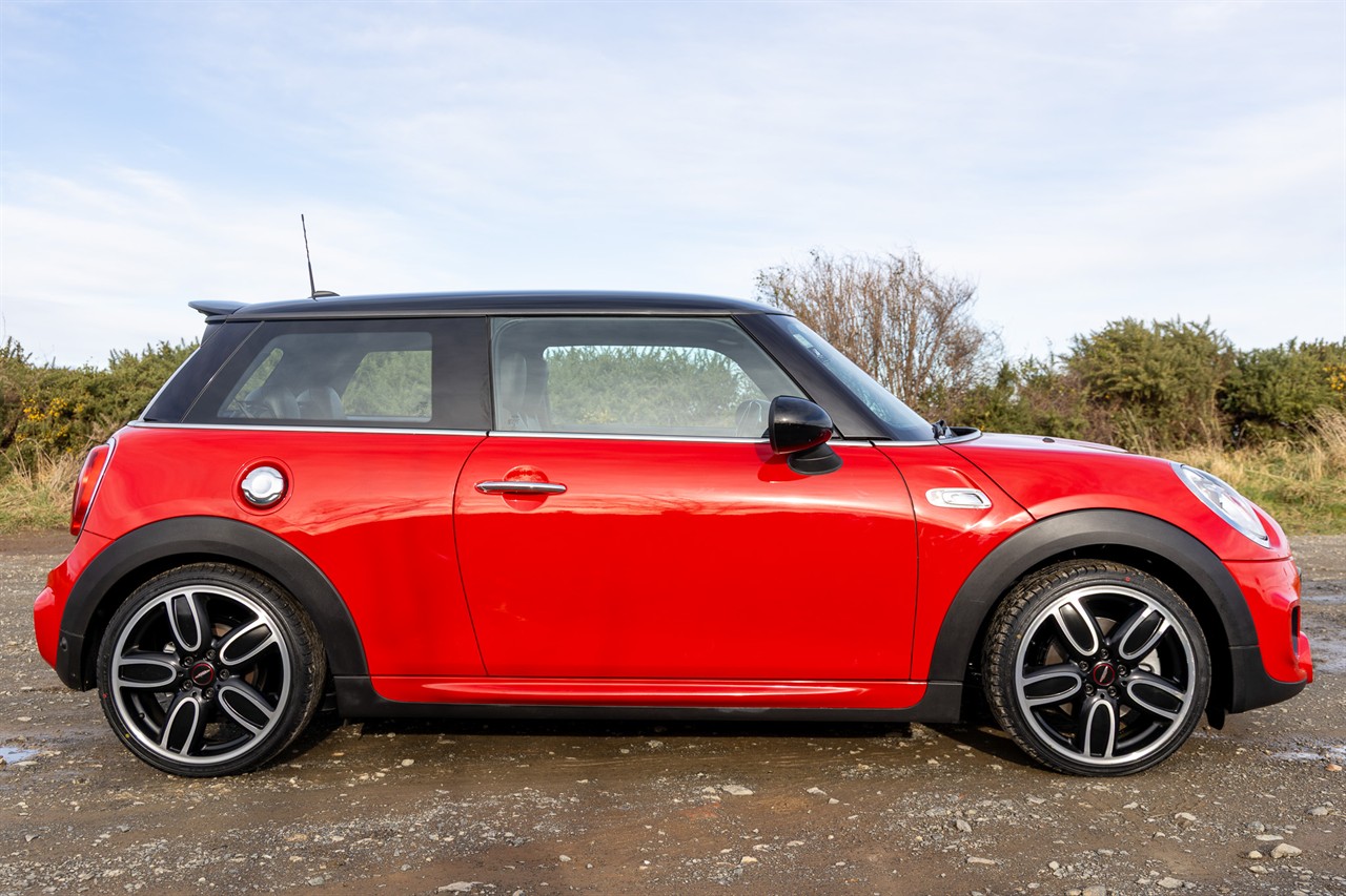 2016 Mini Hatch