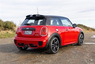 2016 Mini Hatch - Thumbnail
