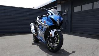 2021 Suzuki Gsx-R1000 - Thumbnail