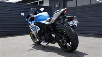2021 Suzuki Gsx-R1000 - Thumbnail