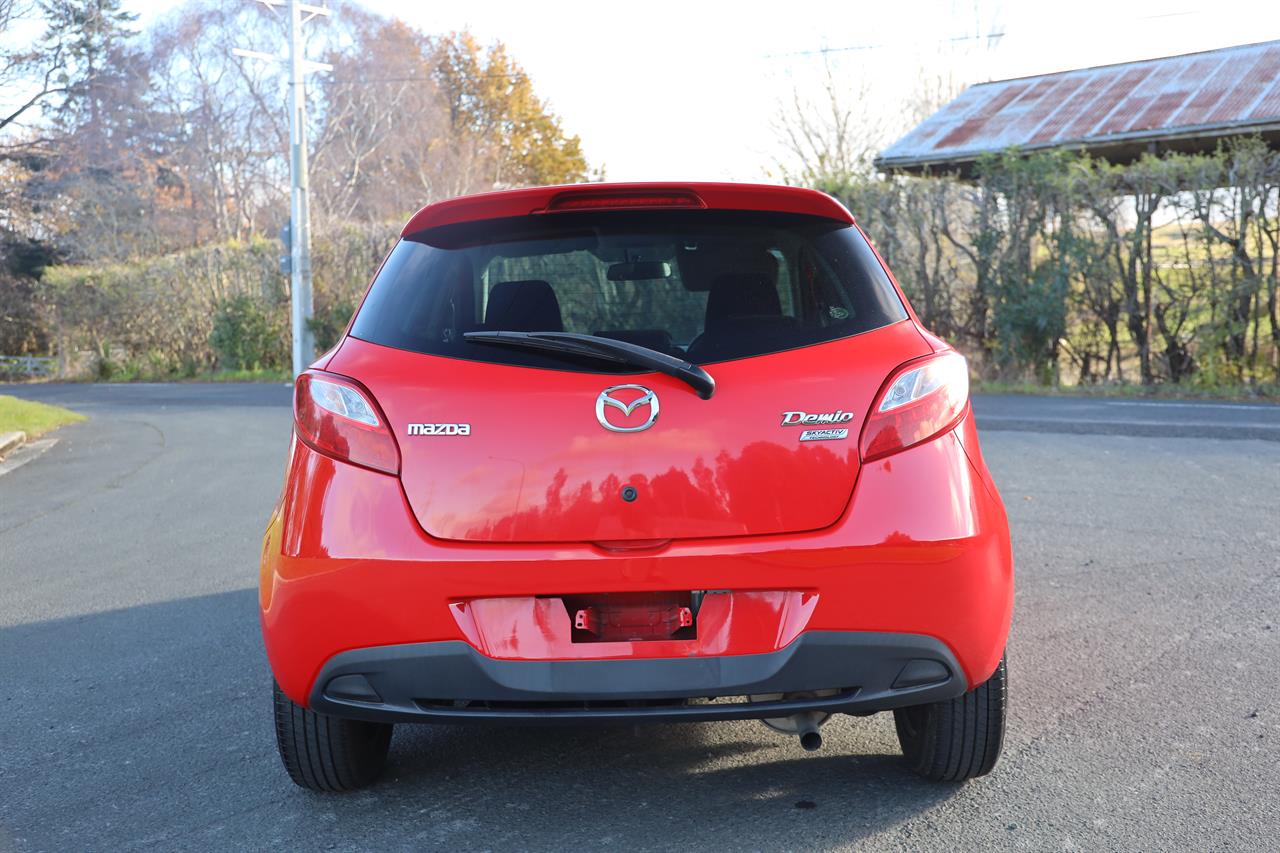 2013 Mazda Demio