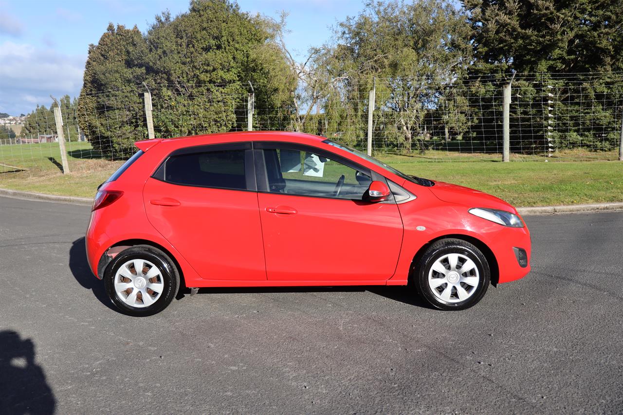 2013 Mazda Demio