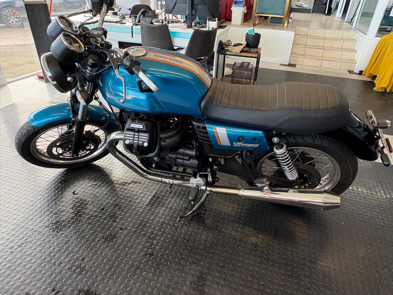 2019 Moto-Guzzi V7