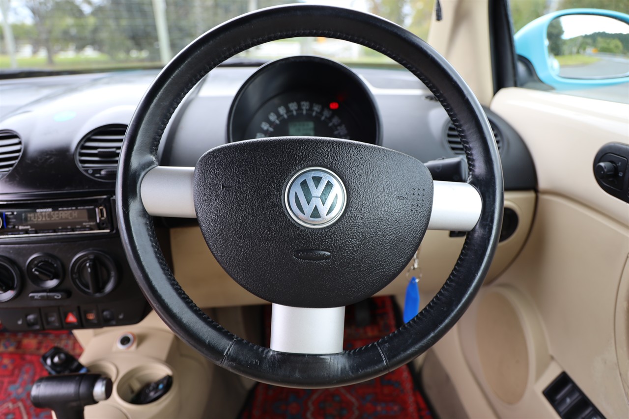 2004 Volkswagen Beetle