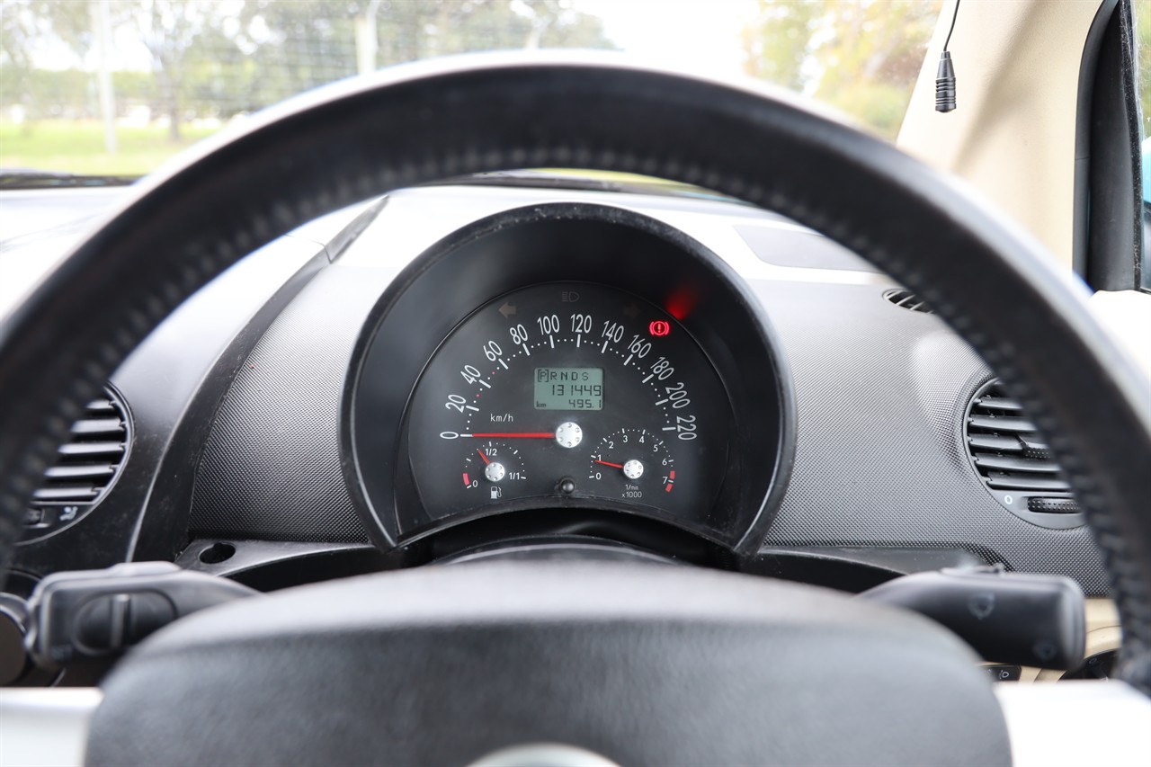 2004 Volkswagen Beetle