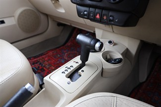2004 Volkswagen Beetle - Thumbnail