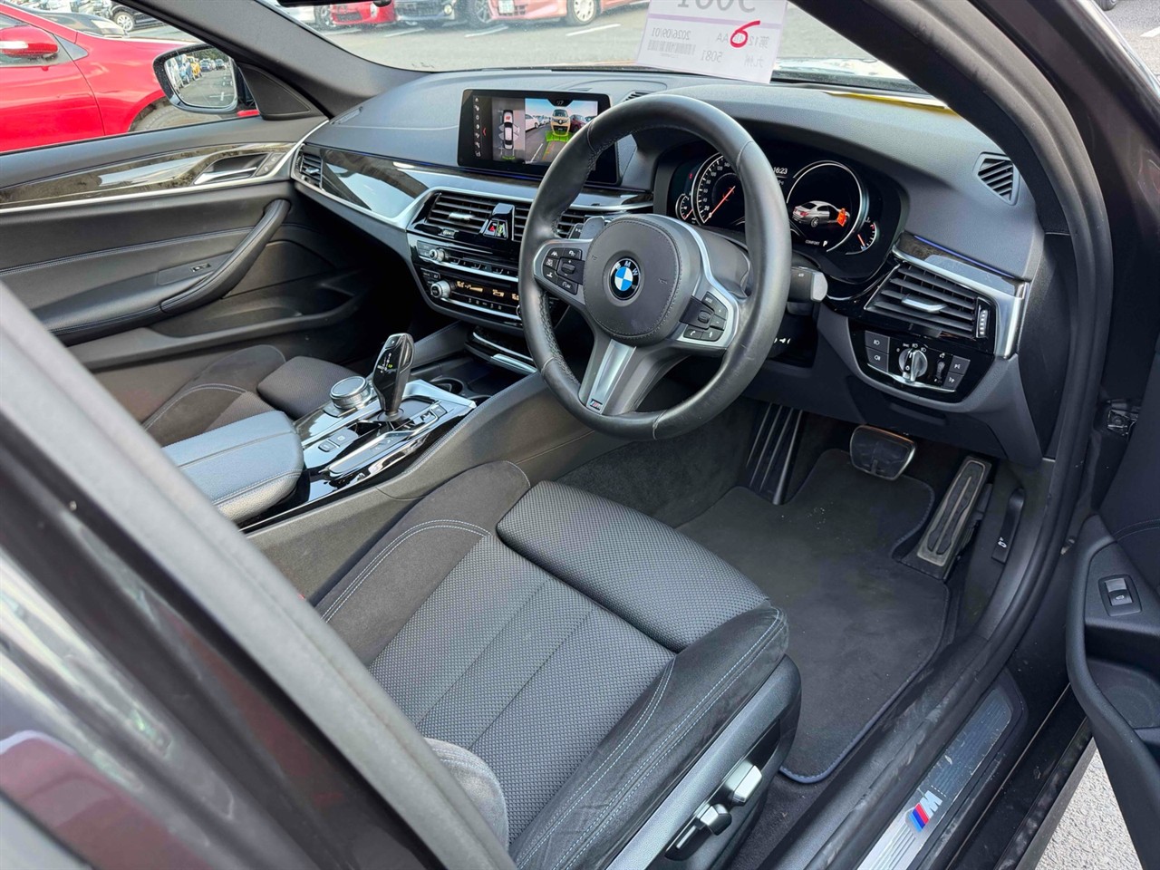 2018 BMW 523I