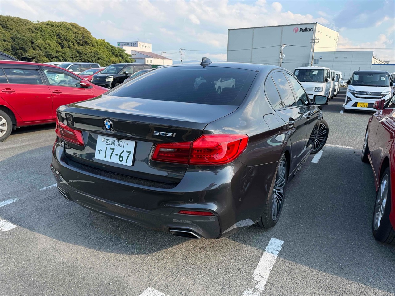 2018 BMW 523I
