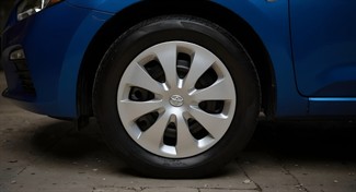 2013 Toyota Aqua - Thumbnail