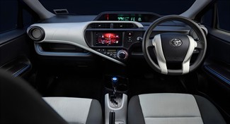 2013 Toyota Aqua - Thumbnail