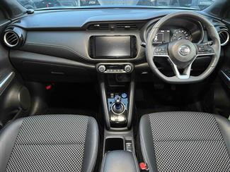 2021 Nissan Kicks - Thumbnail