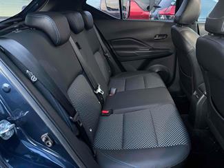 2021 Nissan Kicks - Thumbnail