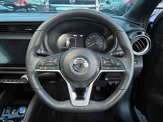 2021 Nissan Kicks - Thumbnail