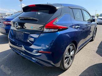 2019 Nissan Leaf - Thumbnail