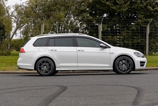 2015 Volkswagen Golf Wagon - Thumbnail