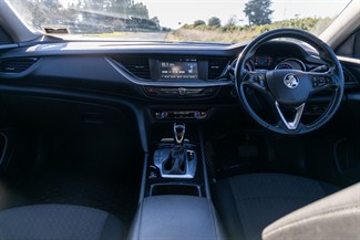 2018 Holden Commodore - Thumbnail