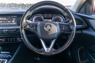 2018 Holden Commodore - Thumbnail