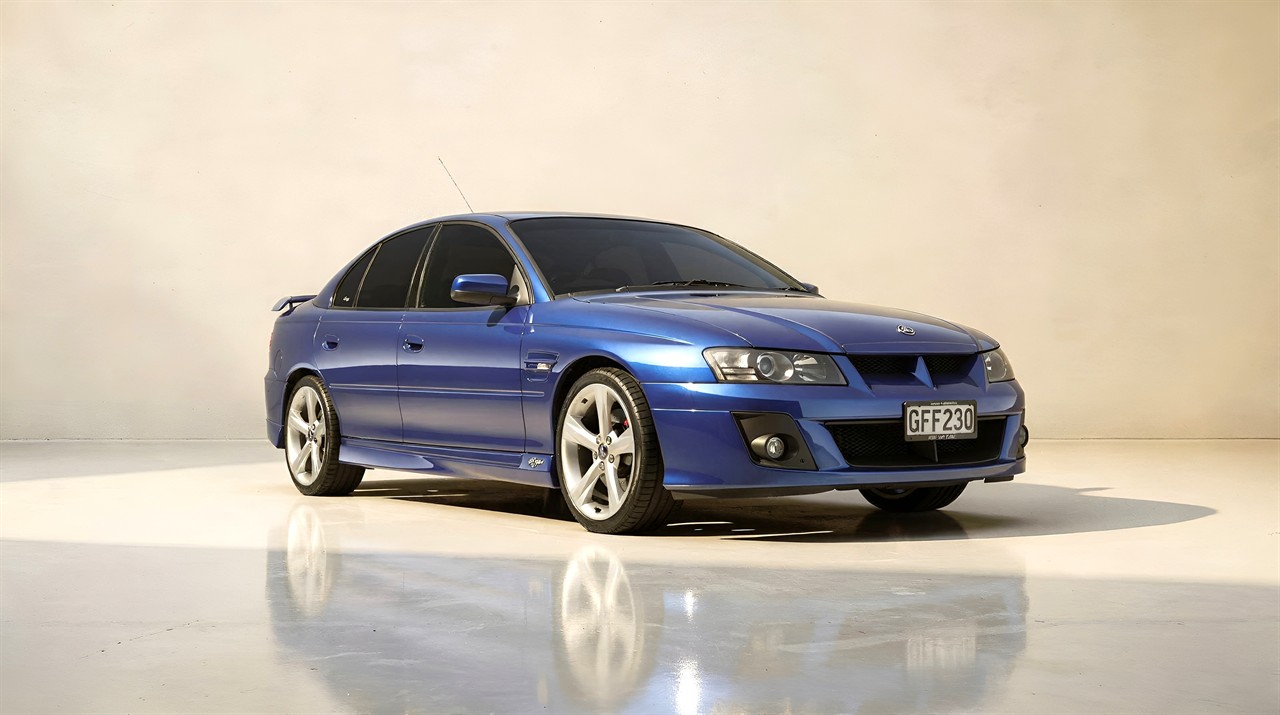 2004 Holden Commodore