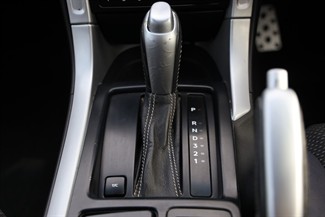 2004 Holden Commodore - Thumbnail