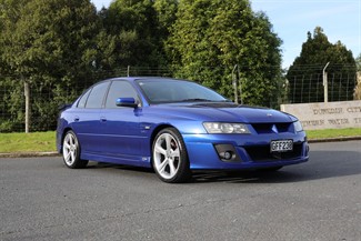 2004 Holden Commodore - Thumbnail