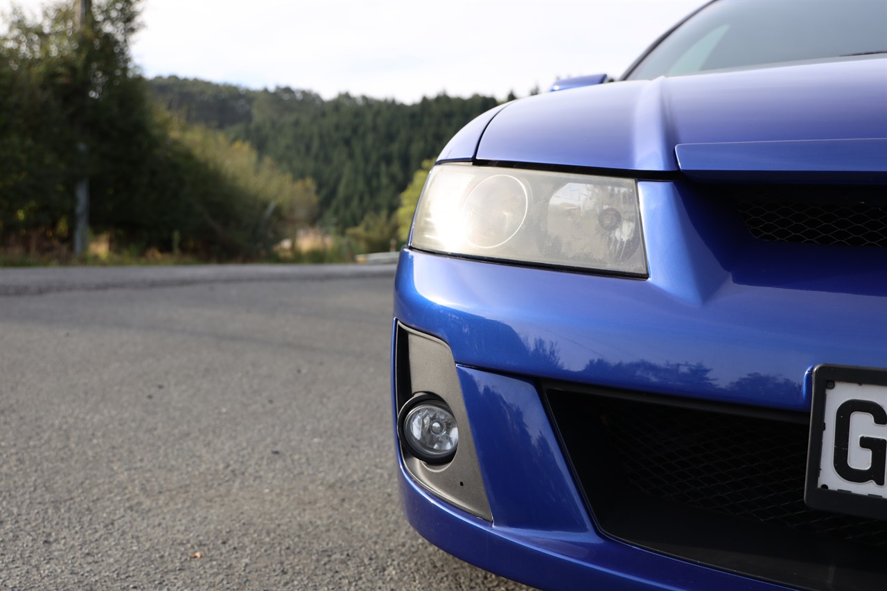 2004 Holden Commodore