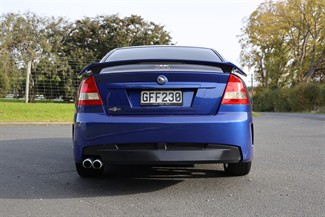 2004 Holden Commodore - Thumbnail