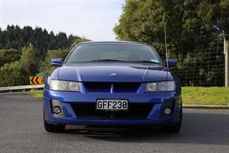 2004 Holden Commodore - Thumbnail
