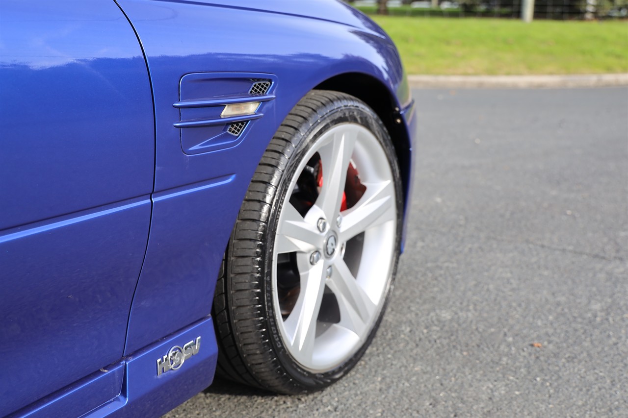 2004 Holden Commodore
