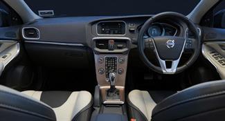 2014 Volvo V40 T5 AWD - Thumbnail