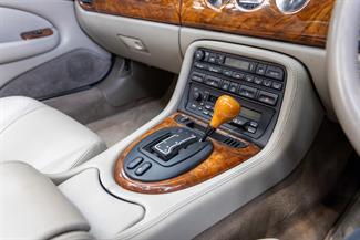 1997 Jaguar Xk8 - Thumbnail