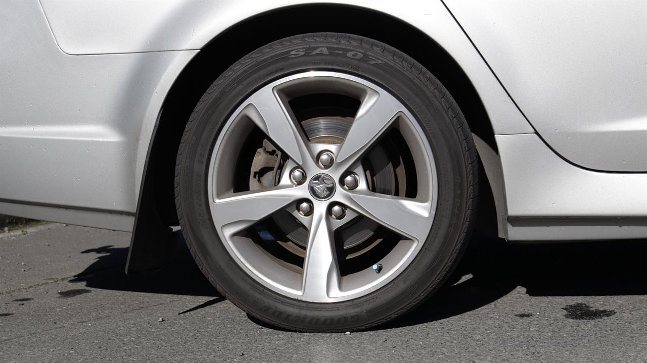 2008 Holden Commodore