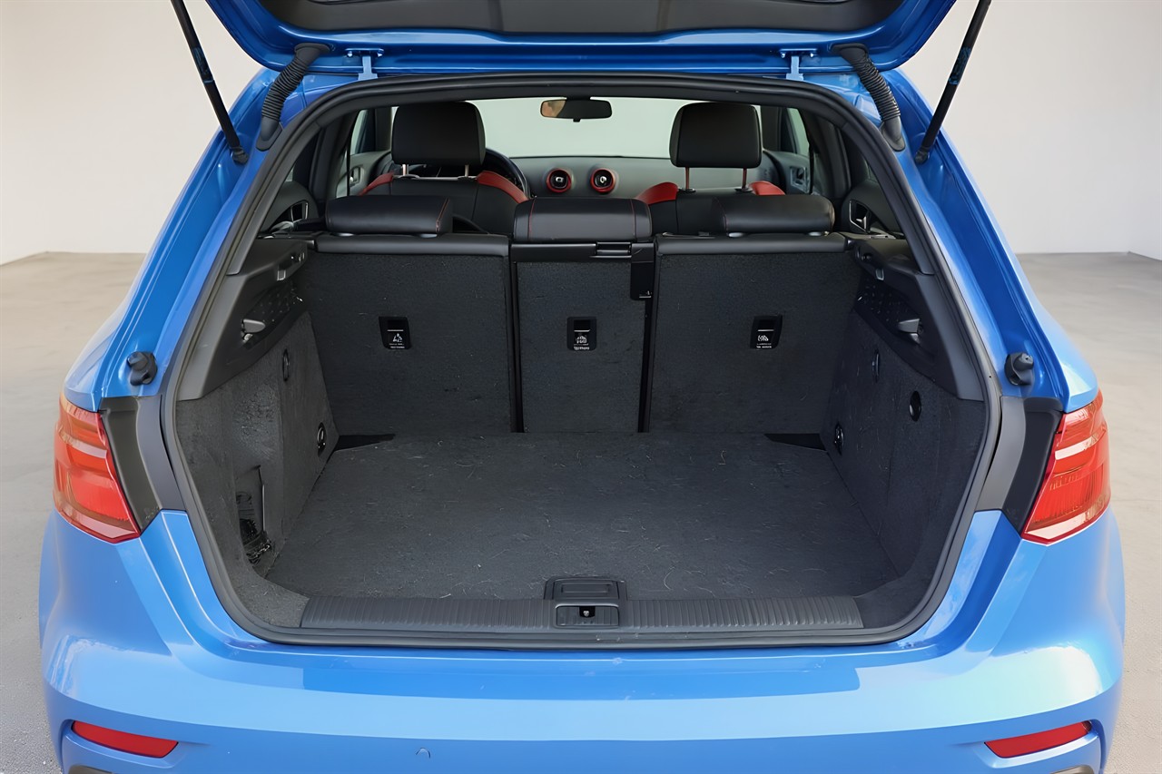 2019 Audi S3 5d 4wd