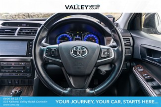 2015 Toyota Camry - Thumbnail
