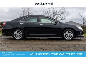 2015 Toyota Camry - Thumbnail