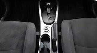 2006 Mitsubishi Outlander - Thumbnail