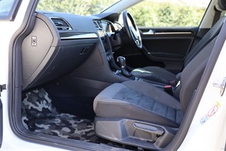 2018 Volkswagen Golf - Thumbnail