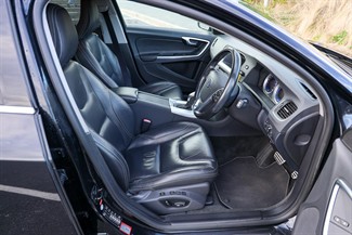 2012 Volvo V60 - Thumbnail