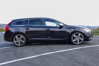 2012 Volvo V60 - Thumbnail