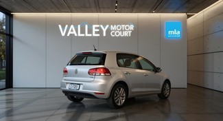 2010 Volkswagen Golf - Thumbnail