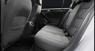 2010 Volkswagen Golf - Thumbnail