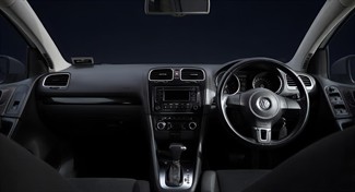 2010 Volkswagen Golf - Thumbnail
