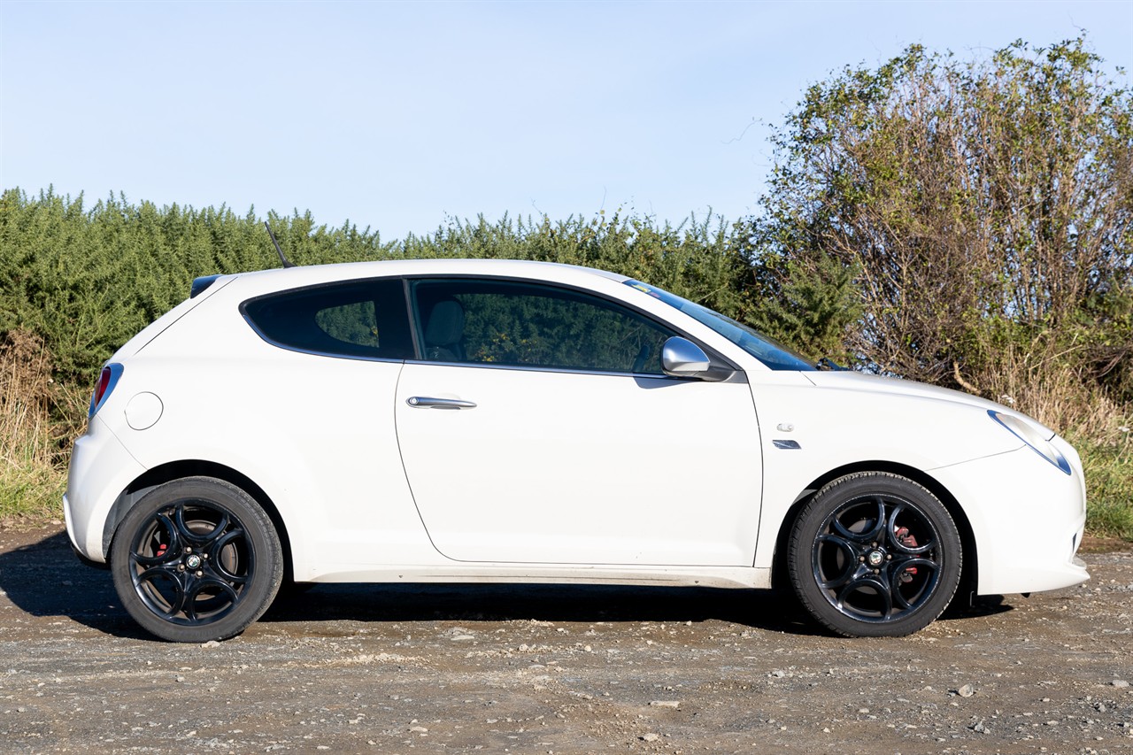 2013 Alfa Romeo Mito
