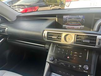 2013 Lexus IS - Thumbnail