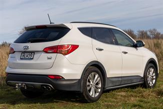 2014 Hyundai Santa Fe - Thumbnail