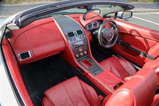 2008 Aston Martin V8 Vantage - Thumbnail