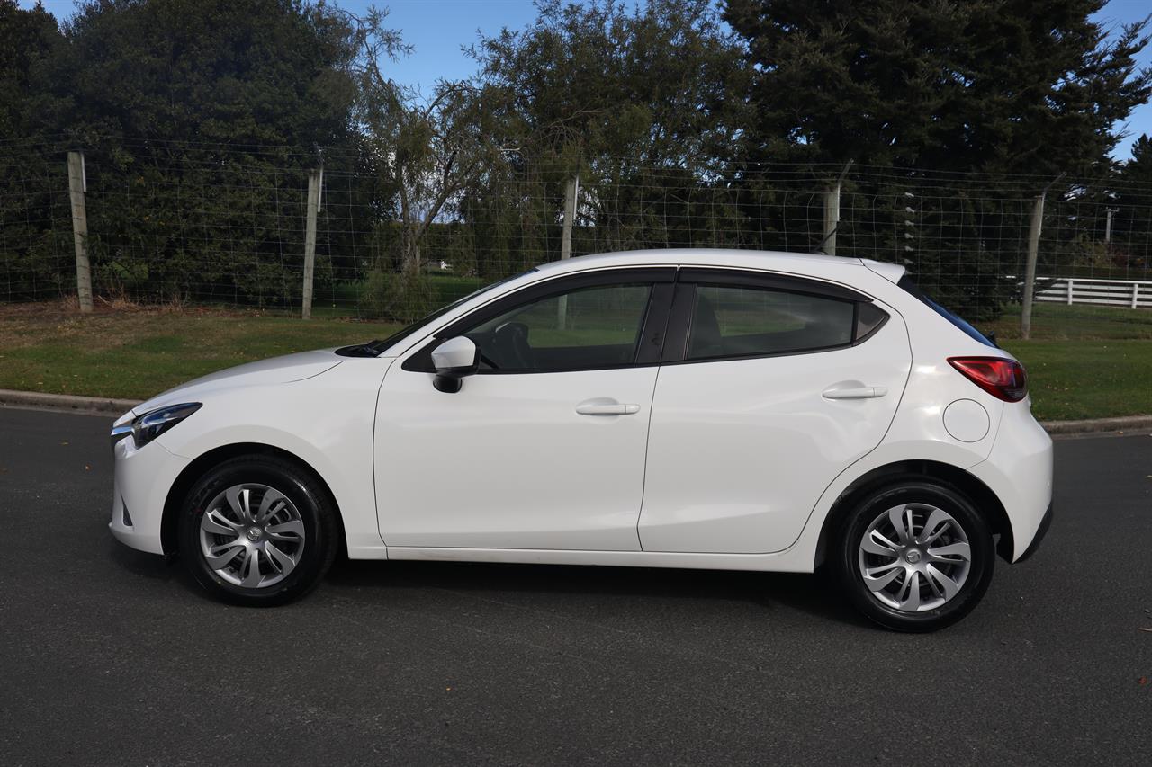 2018 Mazda Demio